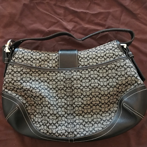 Coach purse - Picture 2 of 4